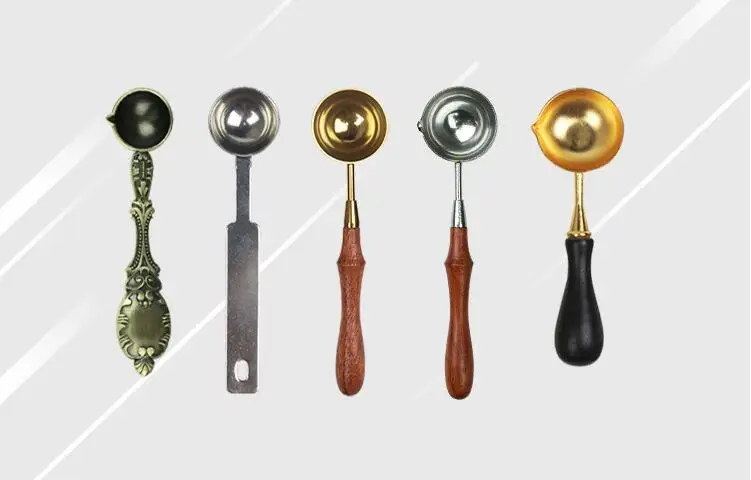 New 1pcs Fashion Stainless Steel Spoon wood handle length 12cm Hight quality for Wax seal ancient sealing wax tablet pill beads