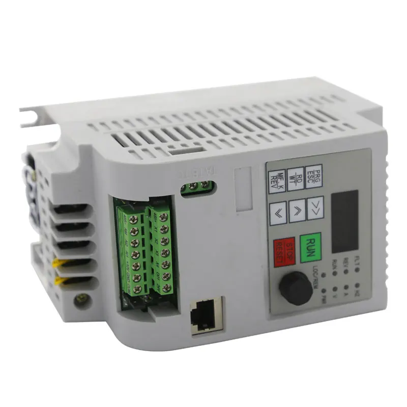 1 قطعة 2KW 3HP مرحلة واحدة محلو التردد المتغير محرك العاكس VSD VFD العالمي سرعة المحرك PWM التحكم العاكسون Mayitr