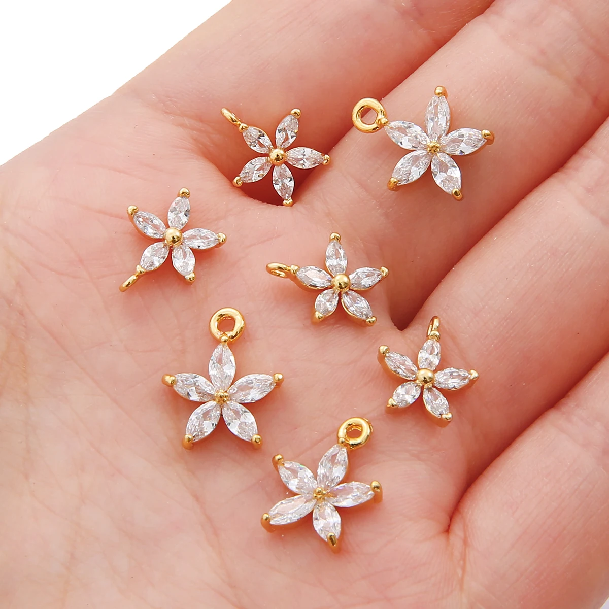 Five Petal Pendant DIY With Zircon Stone for Jewelry Findings Components Jewelry Making Made Brass 18K Gold Plated Accessories