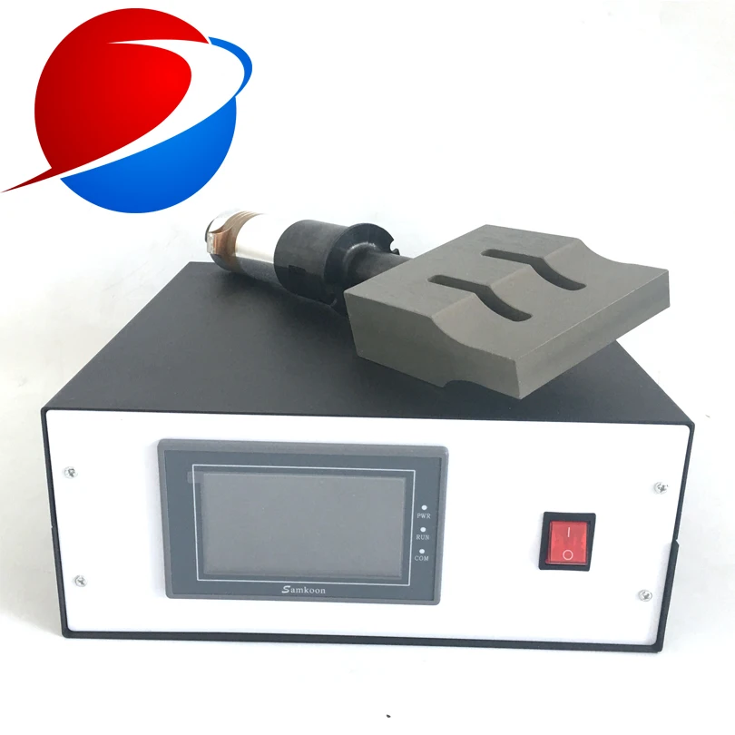 

2000W20khz New Type ultrasonic welding generator and transducer and 110*20mm Aluminum horn Use in welding masks