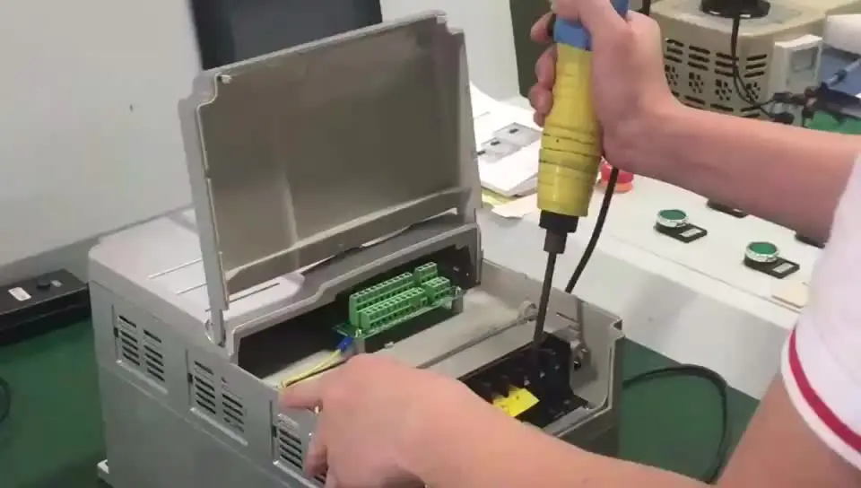 220V 2.2kw/3hp single phase Frequency Inverter