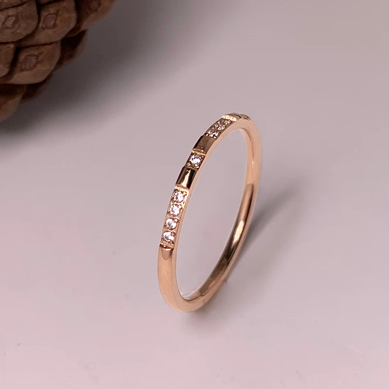 Luxury Non fade 316 L Stainless Steel Pave Micro Zircon Ring Woman Golden Colour Fashion Personality Ring Not Fade