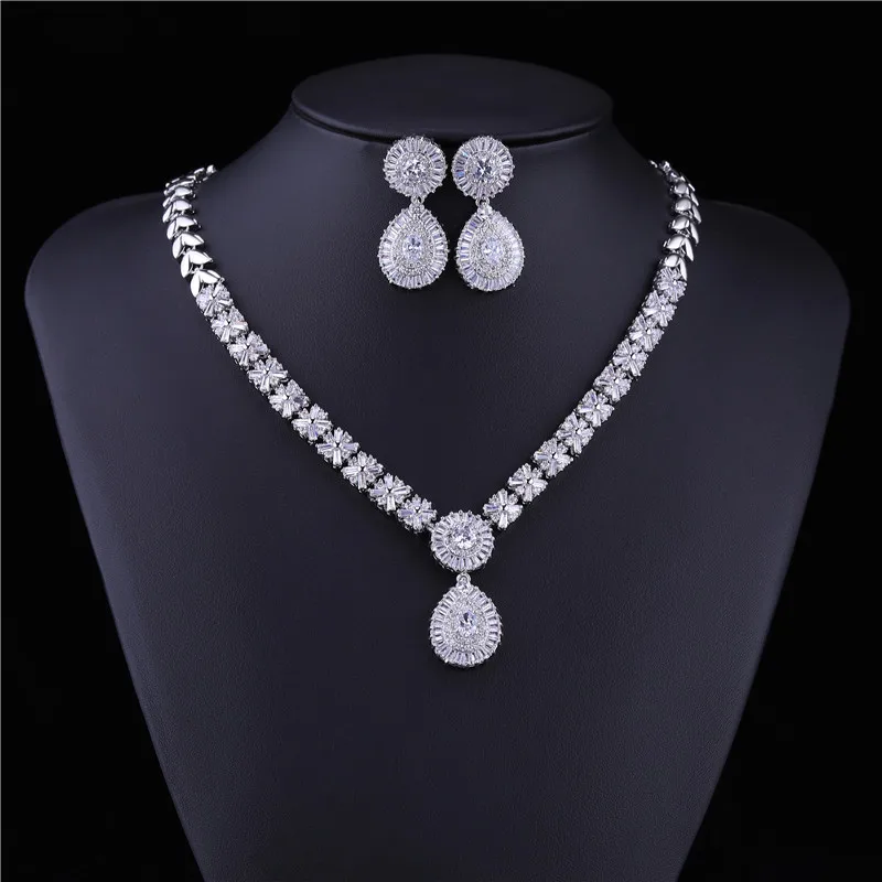 HUAMI Luxury 2pcs Bridal Jewelry Sets Wedding Banquet Silver Color Women Costume Accessories Drop Earrings and Necklace Sets