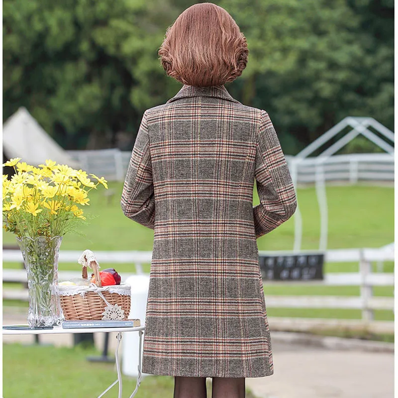 Cappotto di lana madre di mezza età nuove donne primavera autunno giacca di lana femminile inverno addensare soprabito di lana A604