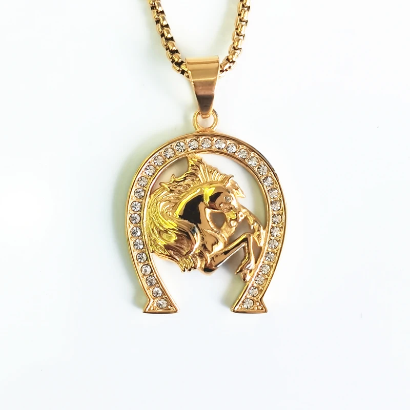 Hip hop Jockey Club Horse Head Pendants Necklaces For Women/Men Gold Color Stainless Steel Horseshoe Iced Out Bling Jewelry