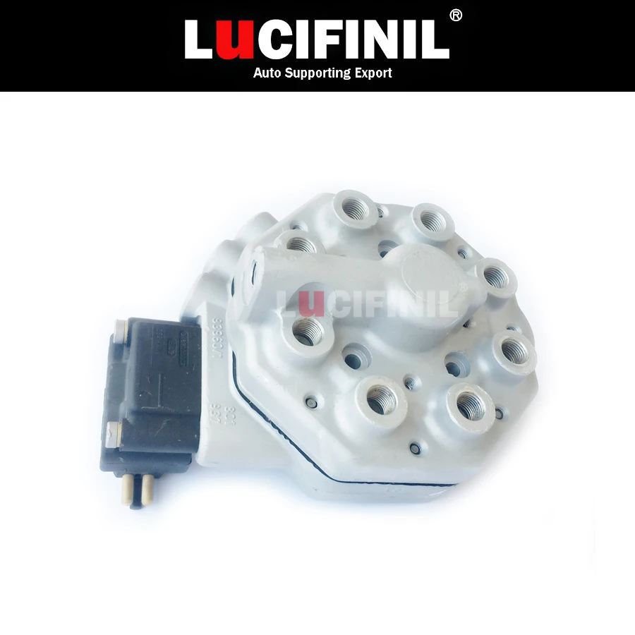 

LuCIFINIL 8 Cylinders Fuel Distributor With Black Sensor Fit Mercedes-Benz R129 500SL 420SEL 560SEL 560SEC 0438101016