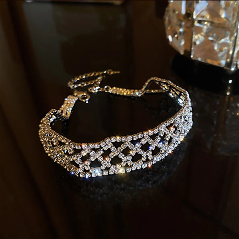 FYUAN Geometric Hollow Mesh Crystal Choker Necklaces for Women Short Chain Rhinestone Necklaces Statement Jewelry