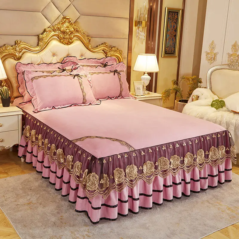 

3PCs Luxury rose red Crystal Velvet bed skirt comfortable bed spreads 1.5M 1.8M king size bed cover bedspreads queen home decor