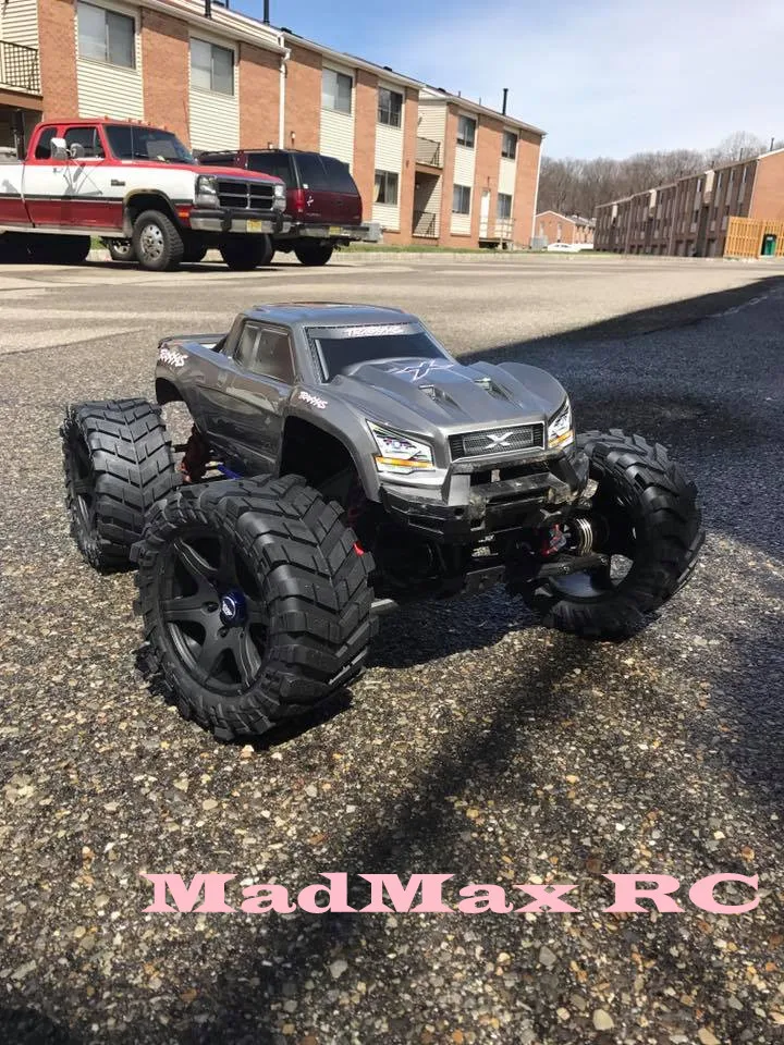 X-MAXX 8S tires