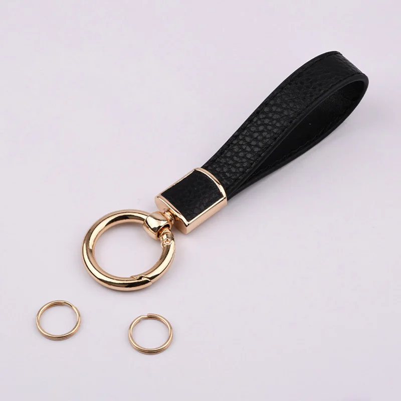 Women\'s Luxury Metal Leather Keychain Holder Men\'s Gadgets Couple Auto Keyring Accessories High Quality Car Key Holder