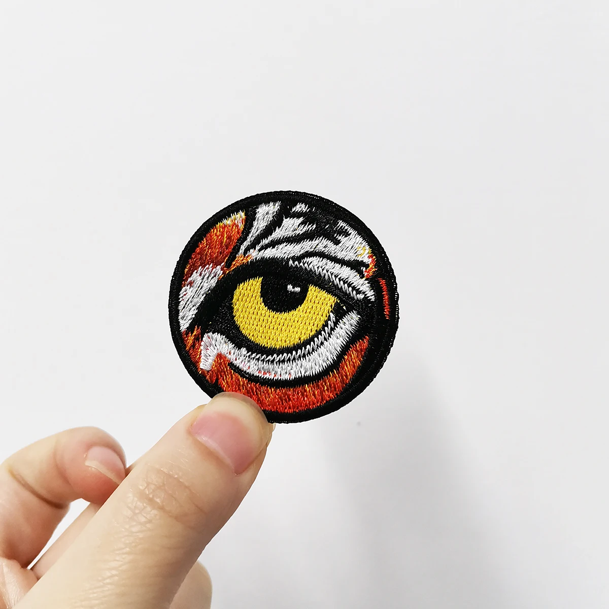 Eye of Tiger Embroidery Patch Iron on Patches for Clothes Wholesale Clothes Applique Punk Accessories