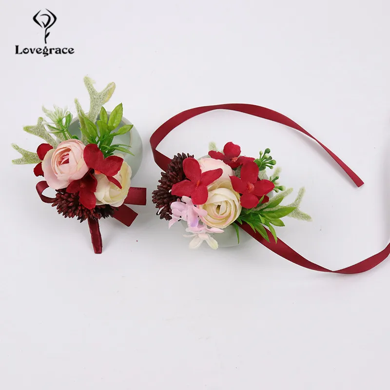 Lovegrace Sposo Fiore All'occhiello Da Sposa Polso Corsage Fiore Rosso Ragazza Del Braccialetto Da Polso Corpetto Artificiale Falso Fiori Forniture di Nozze