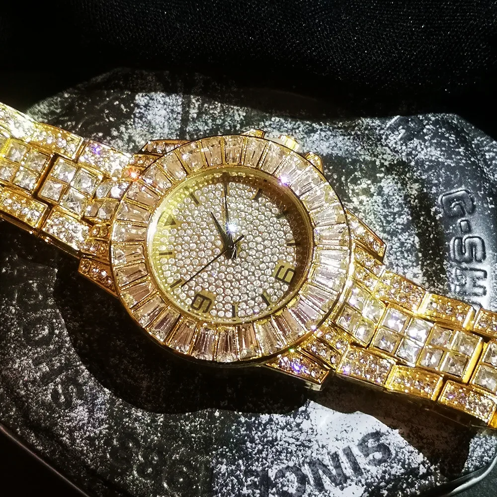 Iced Out-Reloj de pulsera de cuarzo para hombre y mujer, cronógrafo de lujo con diamantes dorados, sencillo, ostentoso, regalo