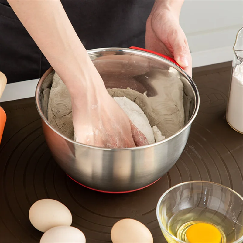 Stainless Steel Salad Mixing Bowl with Scale Non-Slip Silicone Lid Base Egg Beater Fruit Bowls Food Container Kitchen Utensils