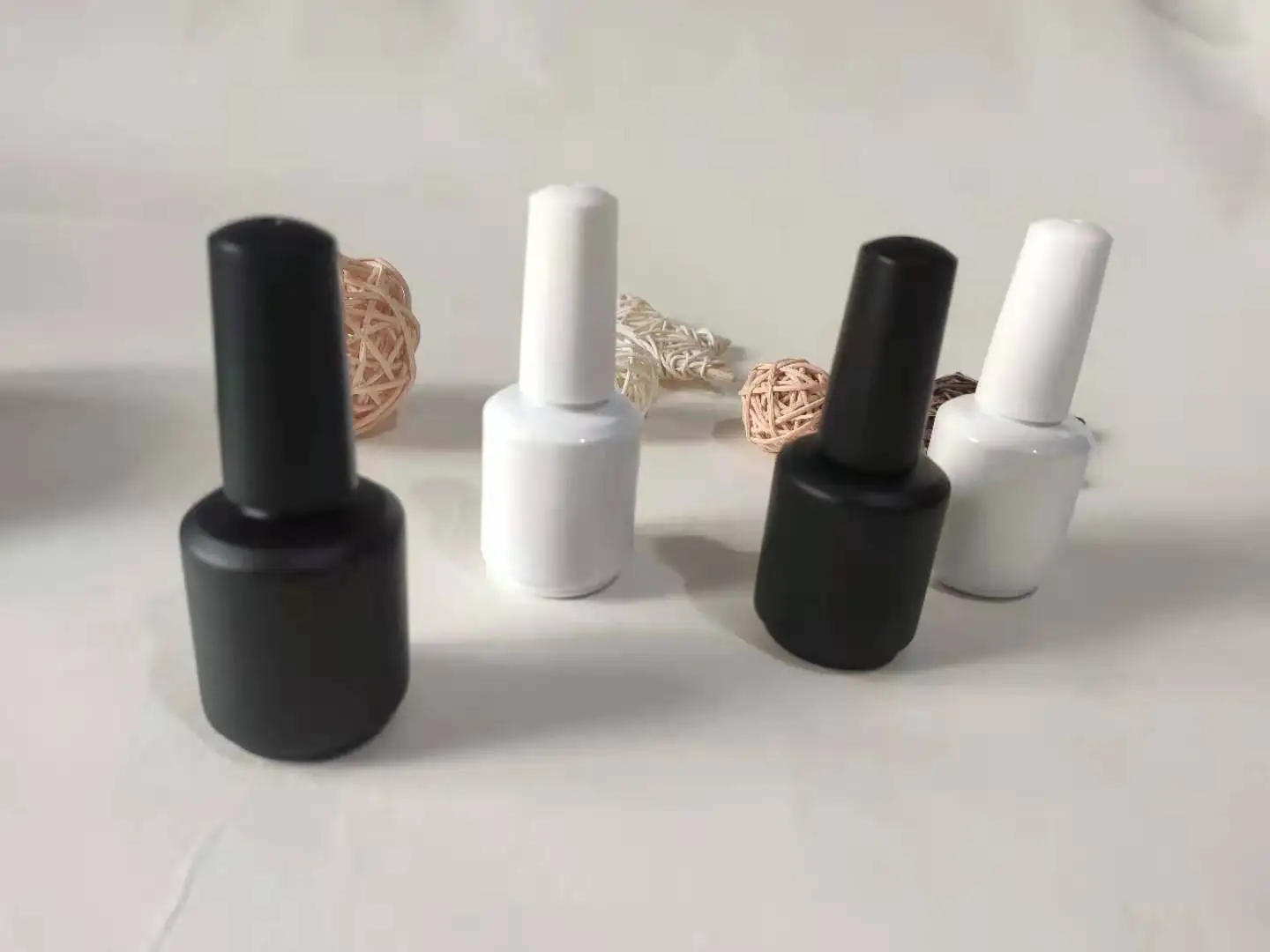 10/20/30pcs 15ml Portable Empty Nail Polish Glass Bottle With Brush Round Storage Box Container Nail Oil Jar Box