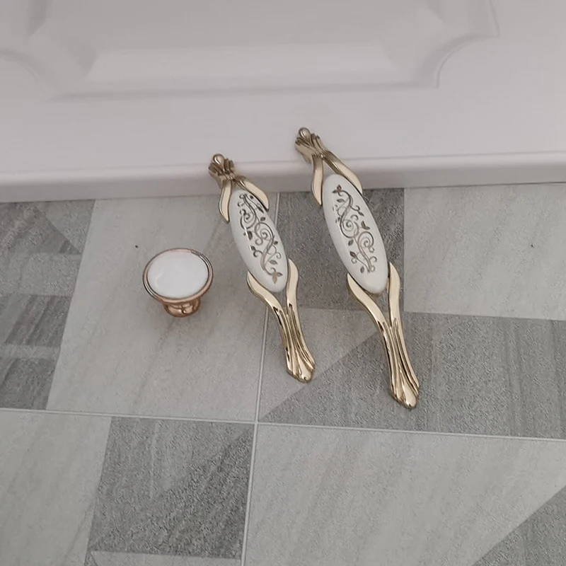 European Style Golden Cabinet Closet Door Handle Wardrobe Dressing Table Cabinet Printing Ceramic Hardware Knob