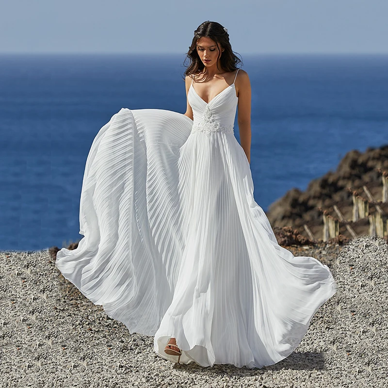 

Boho Wedding Dresses 2022 Spaghetti Straps Backless Chiffon Beach Appliques Bridal Gowns Simple Robe De Mariee