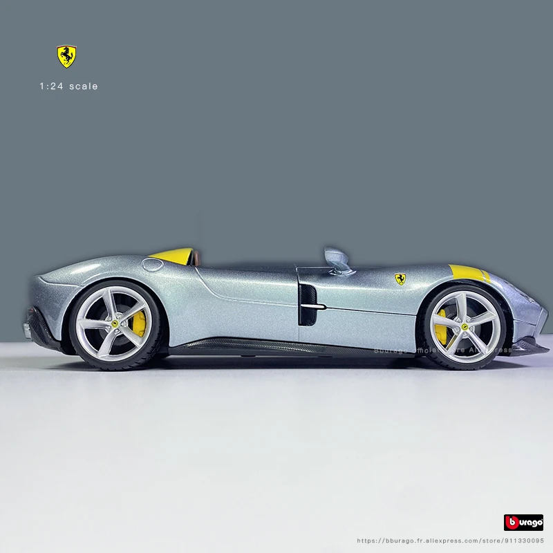 Bburago-Ferrari Monza SP1, vehículo de lujo de aleación negra, coches fundidos a presión, escala 1:24, colección de juguetes, regalo, nuevo