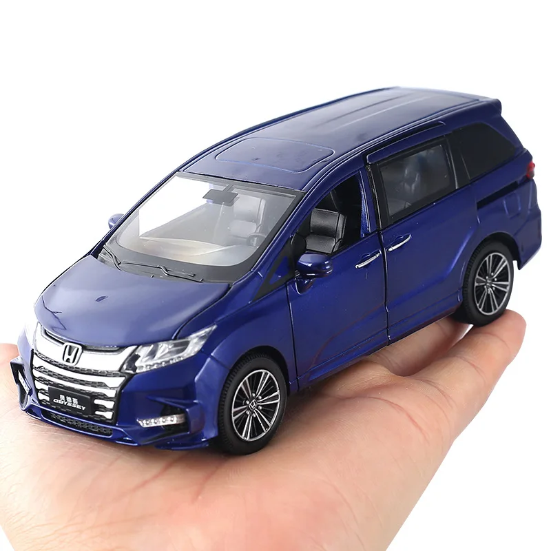 Simulation 1: 32 2019 Honda Odyssey SUV alloy model,diecasting sound and light pull back model,children\'s toy gift,free shipping