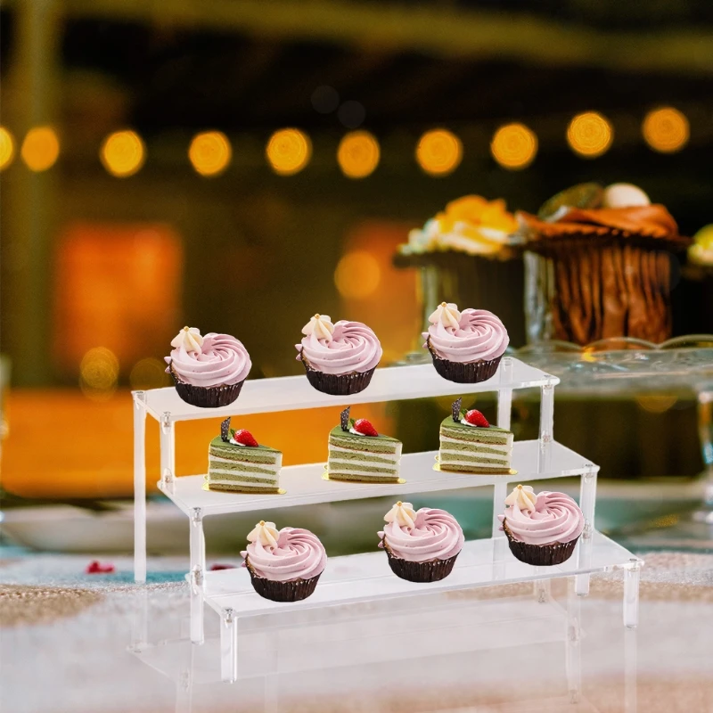 Vetrina acrilica dello scaffale di esposizione del Riser di 3 livelli del banco di mostra per il Dropshipping dell'esposizione del trattamento della caramella del Dessert dei cupcake delle figure di azione