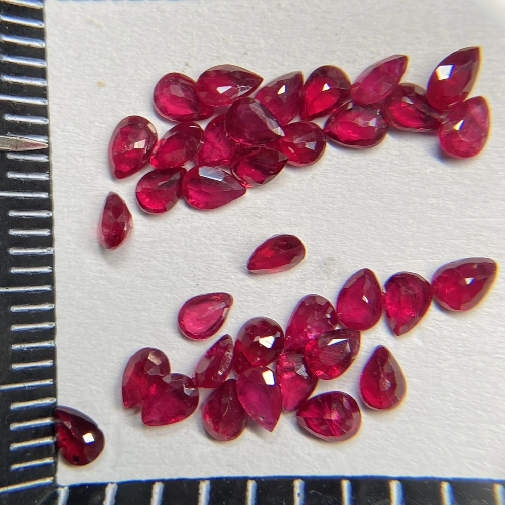 Meisidian  A Quality Pear Cut 2x3mm Pigeon Blood Red 100% Natural African Ruby Stone