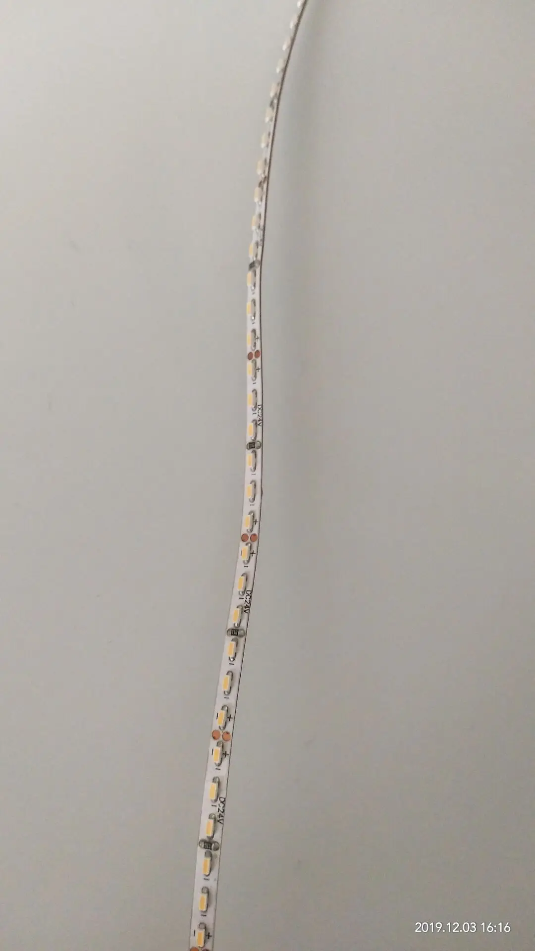 Super Slim 4mm Width SMD1808 Ra95+ 240leds/m LED Strip Light LED Ribbon Tape for Narrow Application