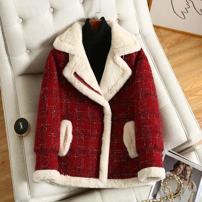 

Women Lamb Wool Short Jacket Winter Thicken Warm Wool Blends Coat Fashion Casual Turn-Down Collar Plaid Tweed Wollen Outerwear