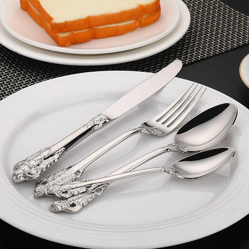 18/10 Stainless Steel European Classic Style Dinnerware Flower Engraving Handle Silverware 24pcs Vintage Silver Cutlery Set