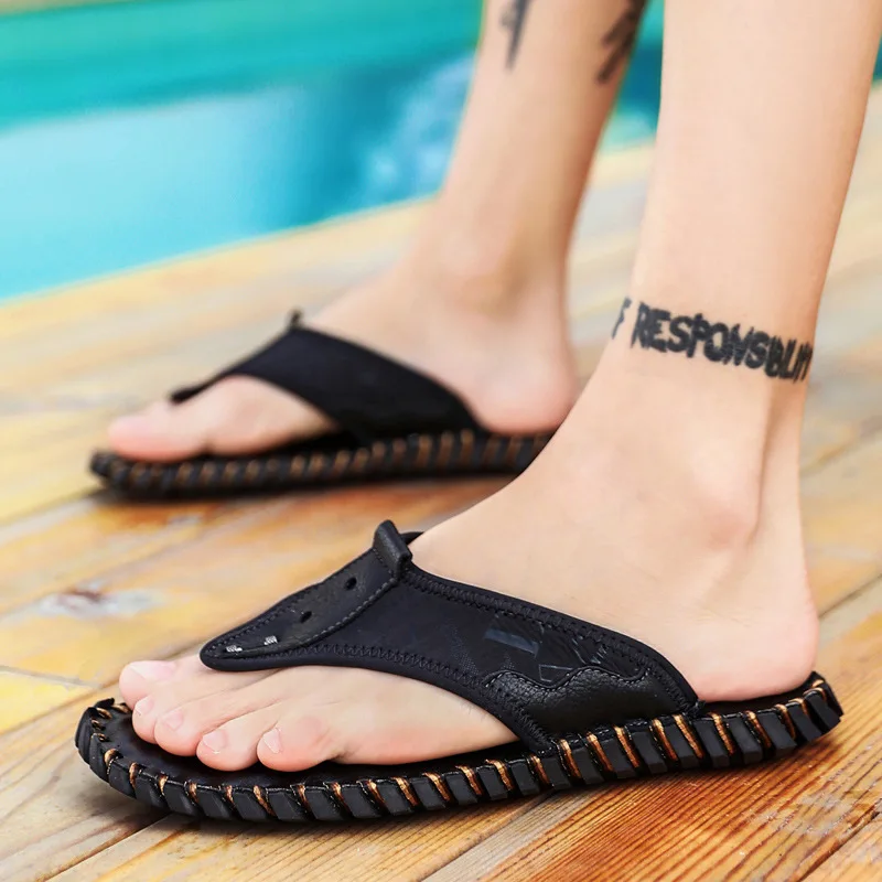 Men\'s slippers slip-proof outdoor sandals and beach shoes men\'s sandals fashion casual summer joker sandals and slippers