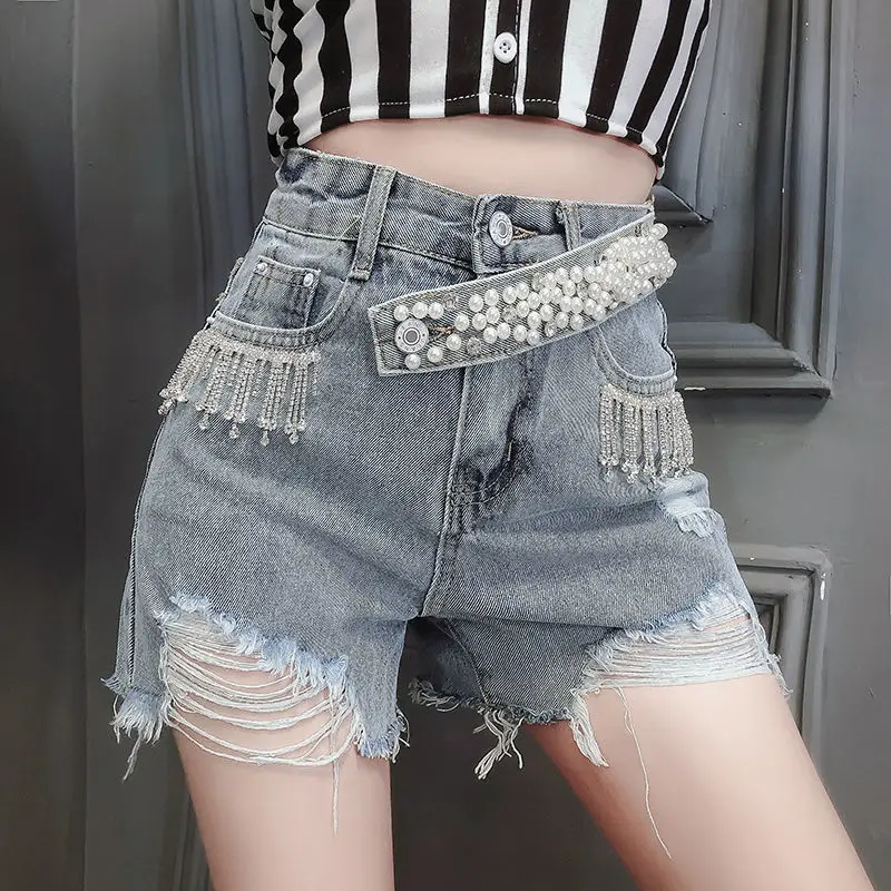 

Beaded Tasseled Hot Pants 2021 Female Fashion Summer Cool Women Denim Booty Shorts High Waists Fur-Lined Leg-Openings Sexy Short