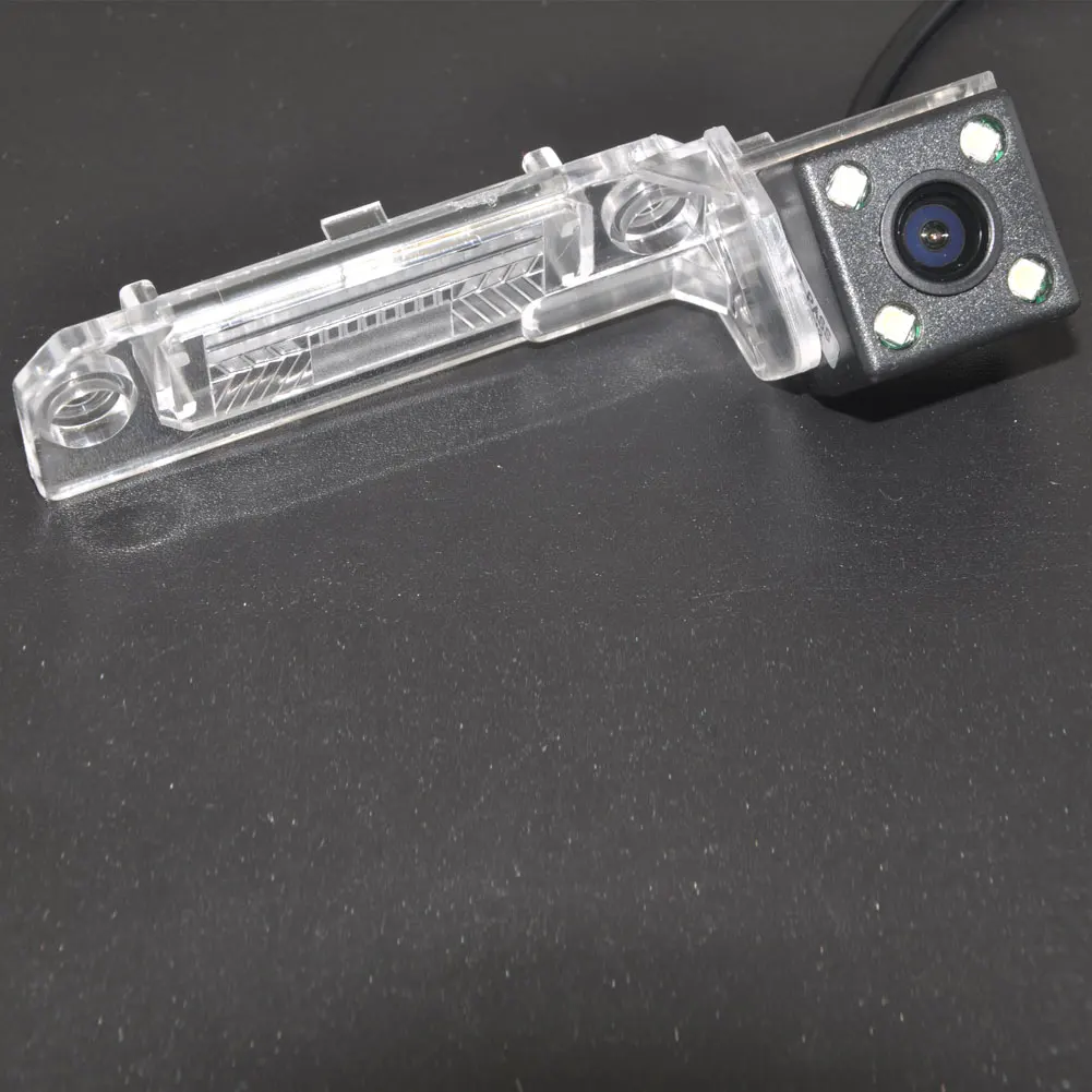Car Rear View  Camera For VW Passat CC Polo Jetta Touran Caddy Golf Multivan T5 Transporter Skoda Superb hatchback Bora Phaeton
