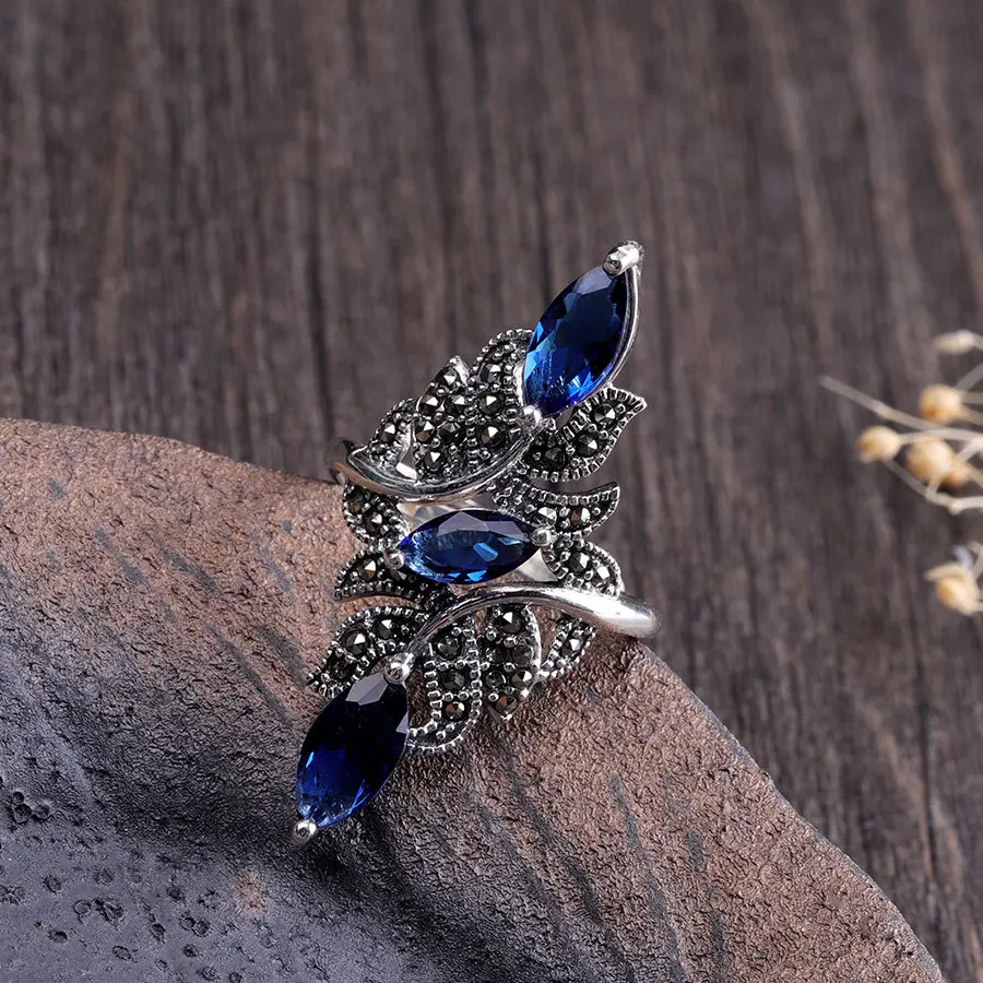 2024 Delicate Blue Rhinestones Zircon Rings for Women AccessoriesStatement Jewelry High Quality Fashion Wedding Band Bridal Gift