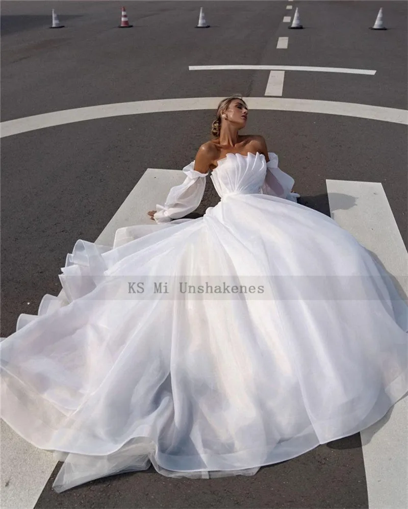 Elegant White Wedding Dresses 2021 Boho Wedding Gowns Pleated Puff Long Sleeve Bridal Dress Women Couture Spring Vestidos