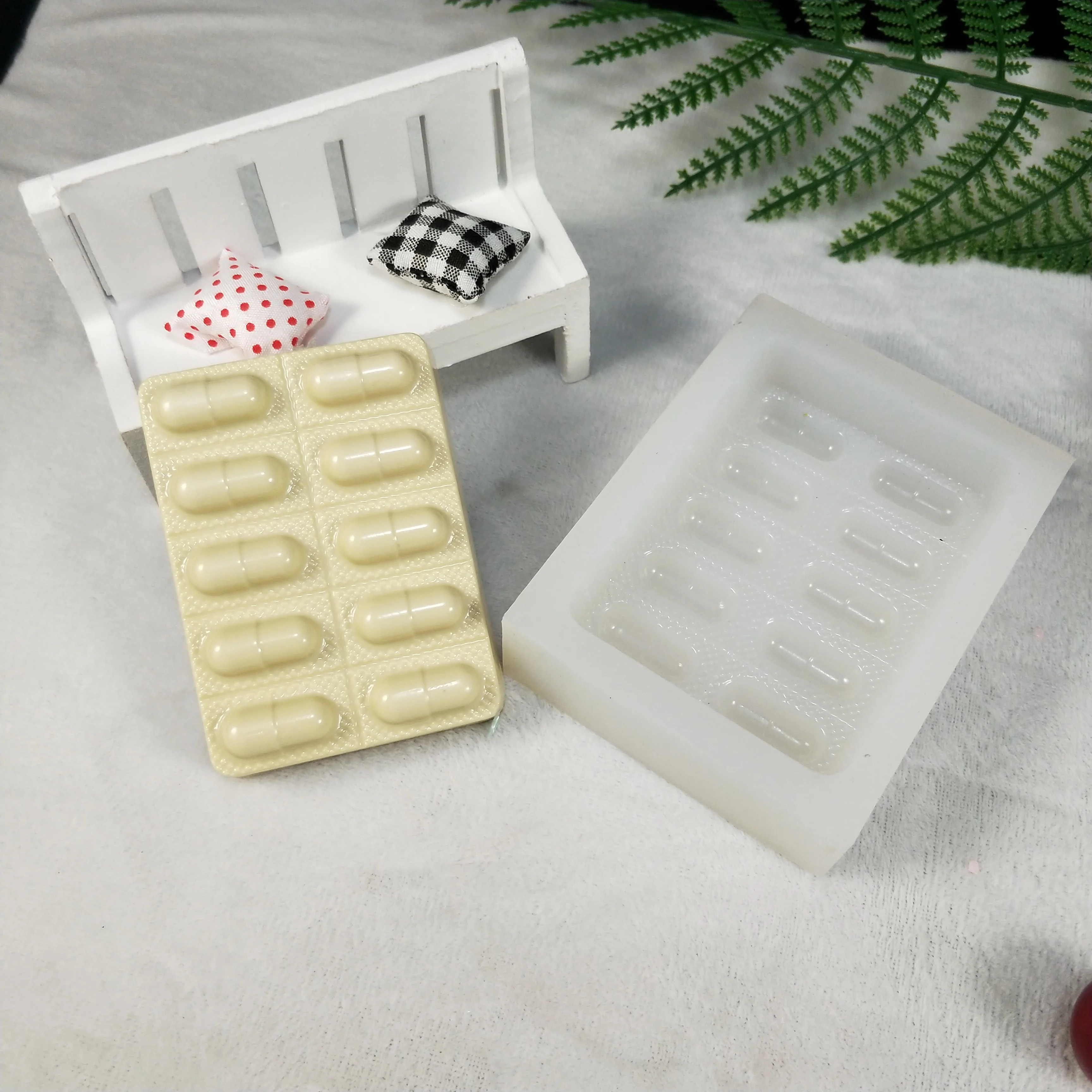 

QT0266 PRZY Medicine Soap Molds Mold Silicone Capsule Soap Mold Gypsum Chocolate Candle Molds Soap Mould Clay Resin Eco-friendly