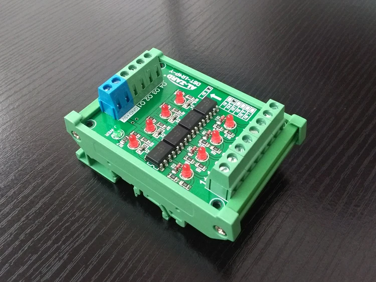 4-channel 4-channel high-speed optocoupler isolation board PLC signal signal conversion board differential to collector