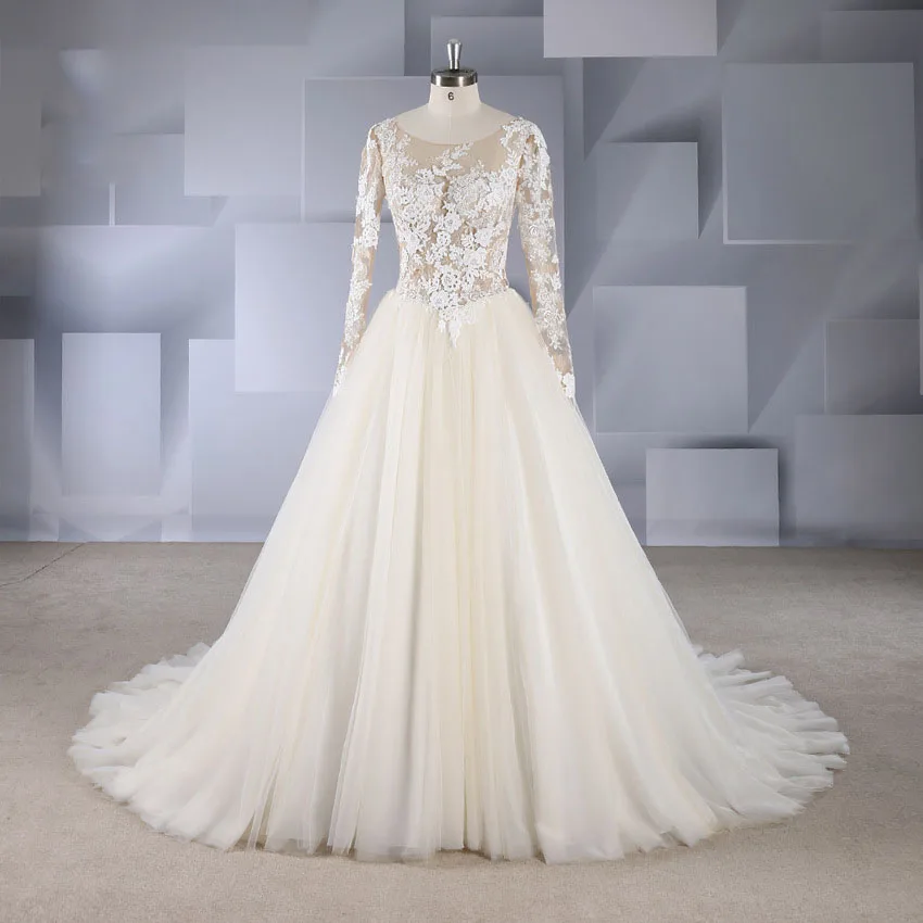 Custom Made Luxury A Line Wedding Dresses Netting Satin Applique Lace Floor Length Bridal Gown Court Train Backless