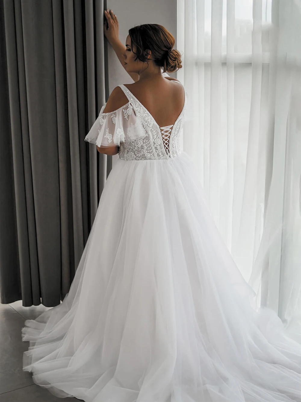 New Arrival Plus Size Wedding Dresses Sexy V Neck Short Sleeves Beading Applique A Line Bridal Dress Robe De Mariage