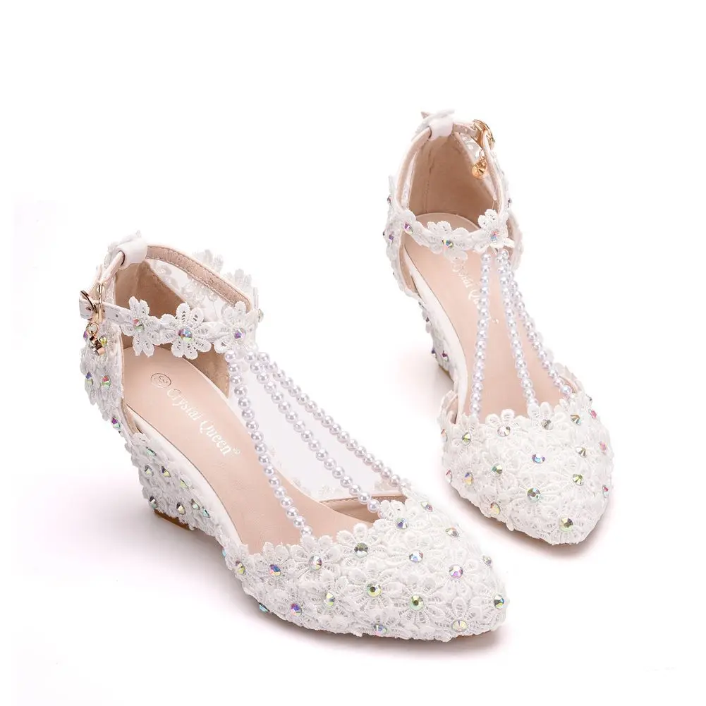 Spring New Lace Flowers Sandals Banquet Dress Bride Ankle Strap Wedding Shoes Pointed Toe Large Size High Heels For Women H0062