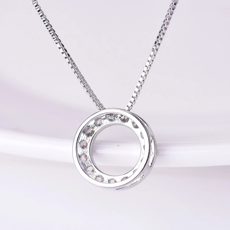 925 Sterling Silber Runde Zirkon-Anhänger-Halsketten für Damen, modischer edler Schmuck, halb mit Strasssteinen besetzte glänzende Kreis-Schlüsselbeinkette – Detail 28