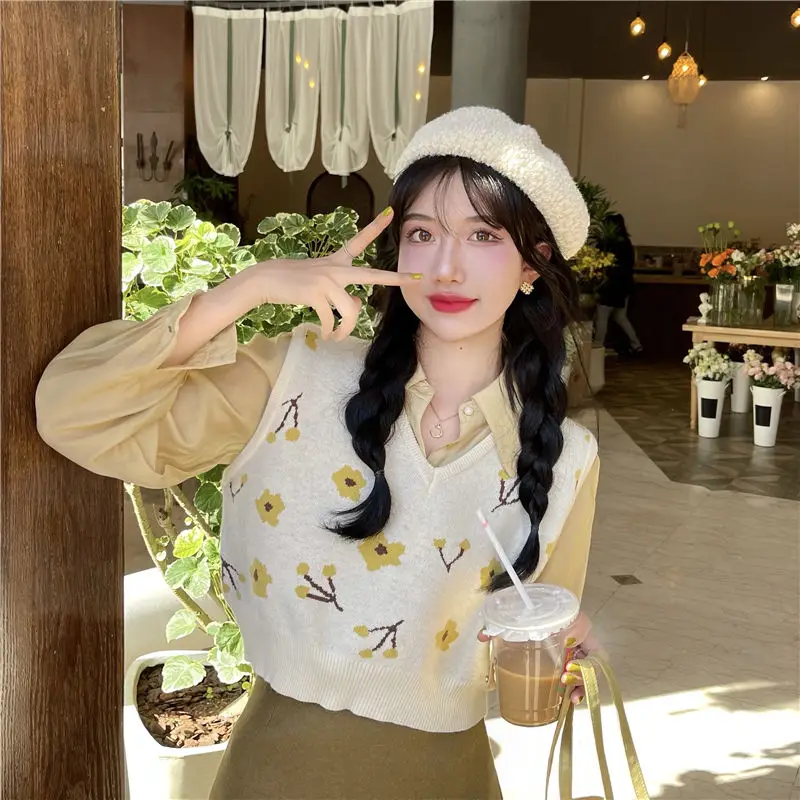 Sweater Vests Women Retro All-match Girls Flower Cropped Tops Outwear V-neck Sleeveless Fashion Ulzzang Chic Streetwear Knitted