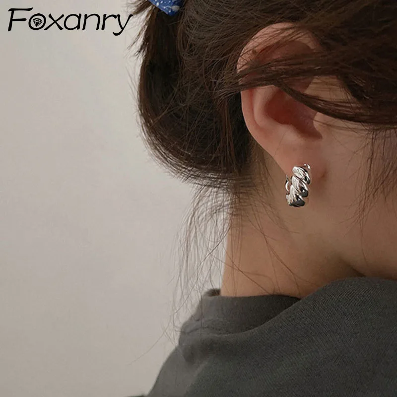 FOXANRY Prevent Allergy Silver Color Hoop Earrings Trendy Elegant Vintage Simple Twist Geometric Party Jewelry Wholesale