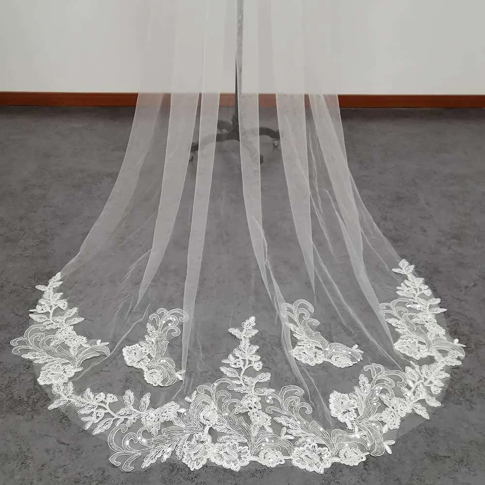 Elegante Bling Lantejoulas Lace Apliques Wedding Veil com Pente Uma Camada 3M de Comprimento 1.5M de Largura Véu de Noiva com Tule Macio Véu de Noiva