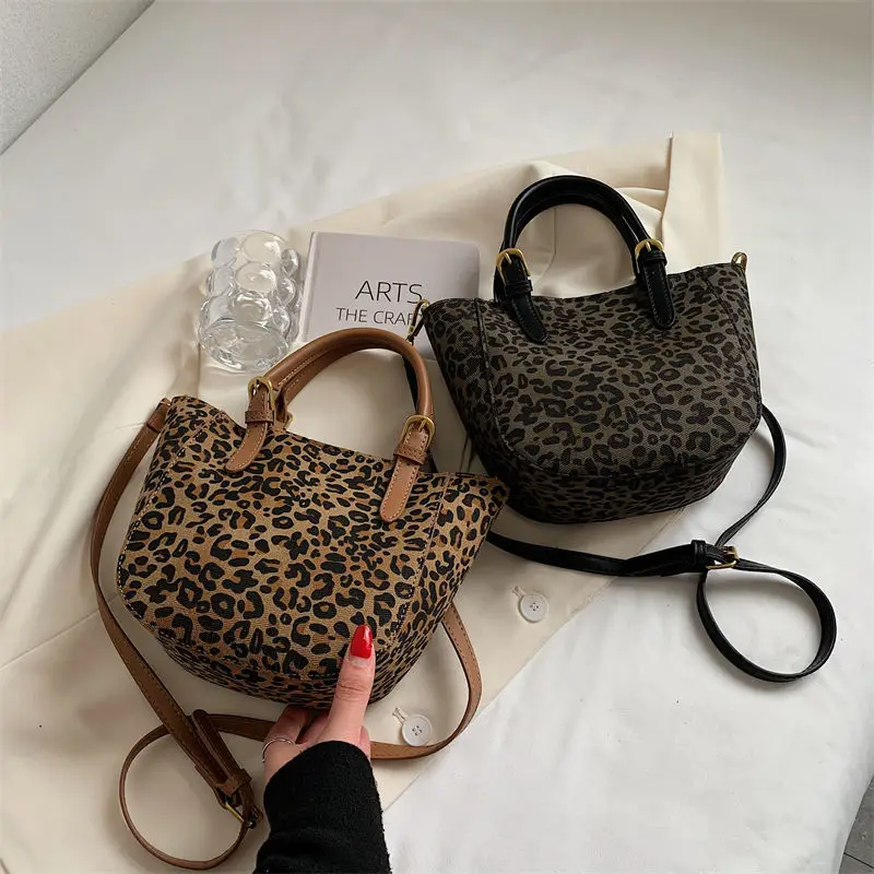 Women's Sexy Leopard Suede Tote Bag High Sense Large Capacity Shopping Bag Classic Fashion Temperament Fashion Designer Handbag
