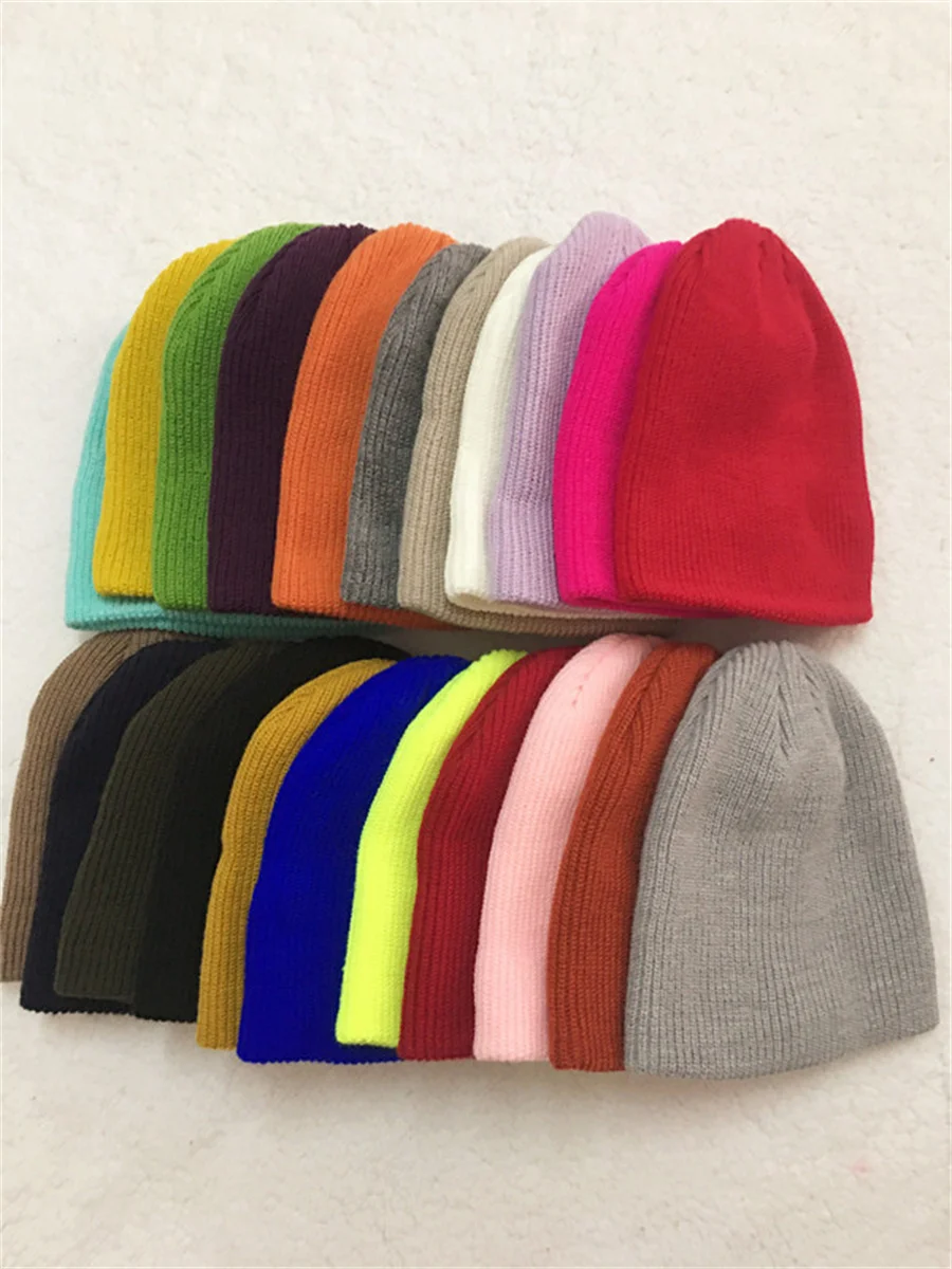 แฟชั่นสีทึบถัก Beanies หมวกฤดูหนาวหมวกอบอุ่นผู้ชายผู้หญิง Multicolor Skullies หมวกนุ่มหมวกยืดหยุ่นกีฬา Bonnet