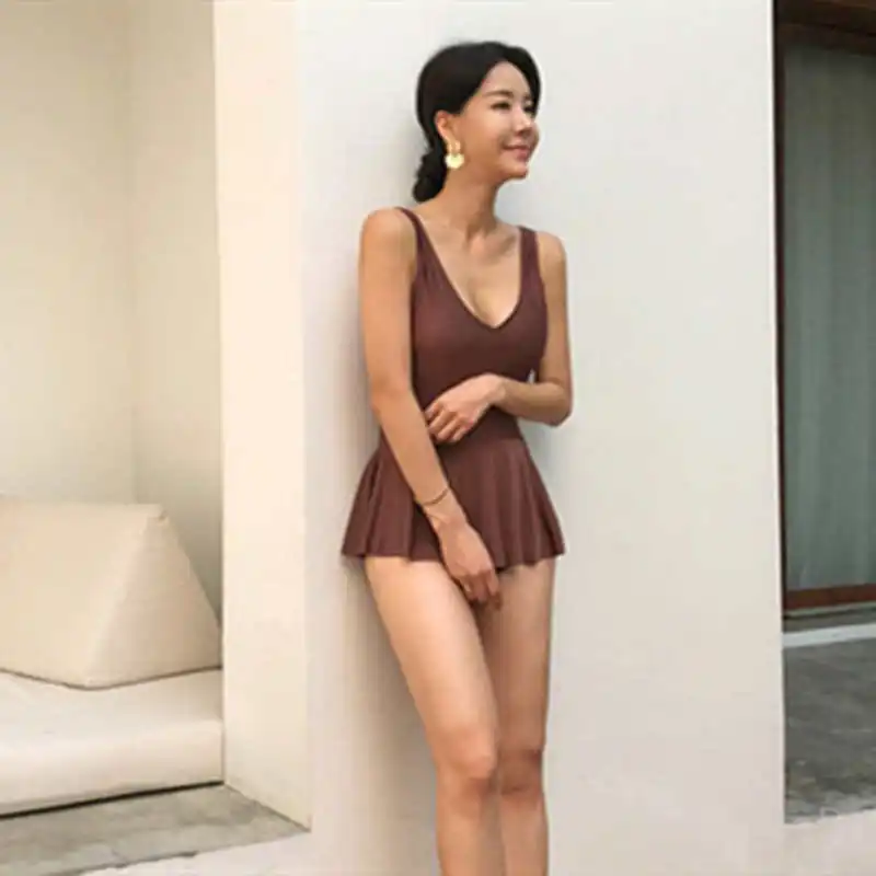 2021 جديد بلون النسخة الكورية من رقيقة سترة نمط جديد U-الرقبة تنورة قطعة واحدة وسادة الصدر مخصص مثلث الربيع الساخن ملابس السباحة