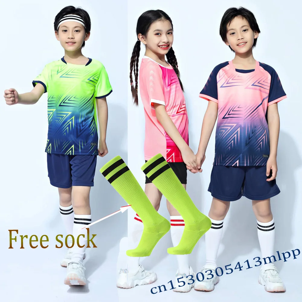 Kids Football Shirt Uniforms Boys Girl Soccer Jerseys Custom Child Soccer Jersey Set Sportswear T-shirt Sport Suit Free socks