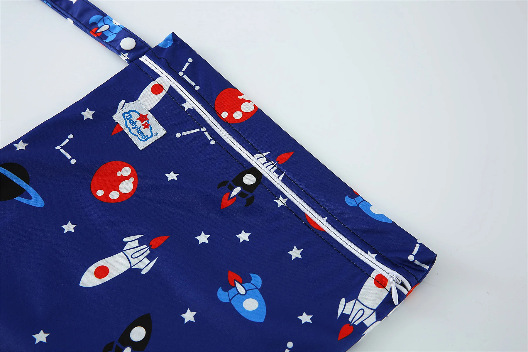 Você escolhe impressões babyland fralda empilhador e caddie impermeável saco de fraldas bolsa wetbag zíper saco molhado pendurado no carrinho de