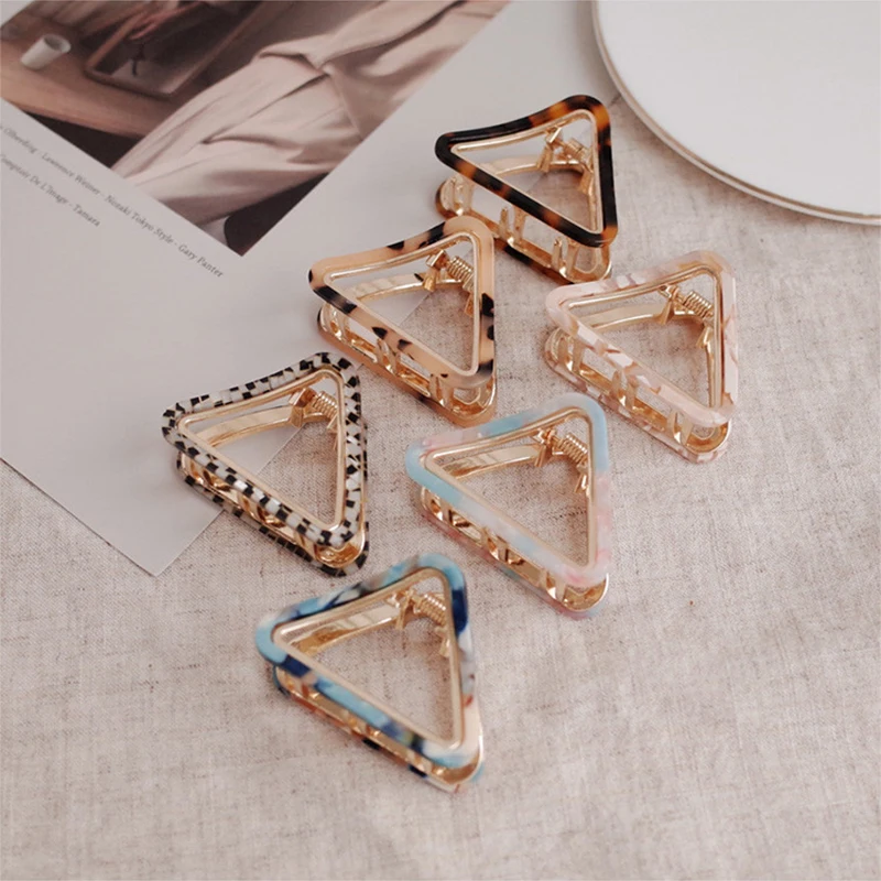 Korea 2022 New Fine Vintage Girls Hairpins Accessories Acrylic Acetate Sheet Triangle Crab Hair Shark Clip For Women Claw Clips