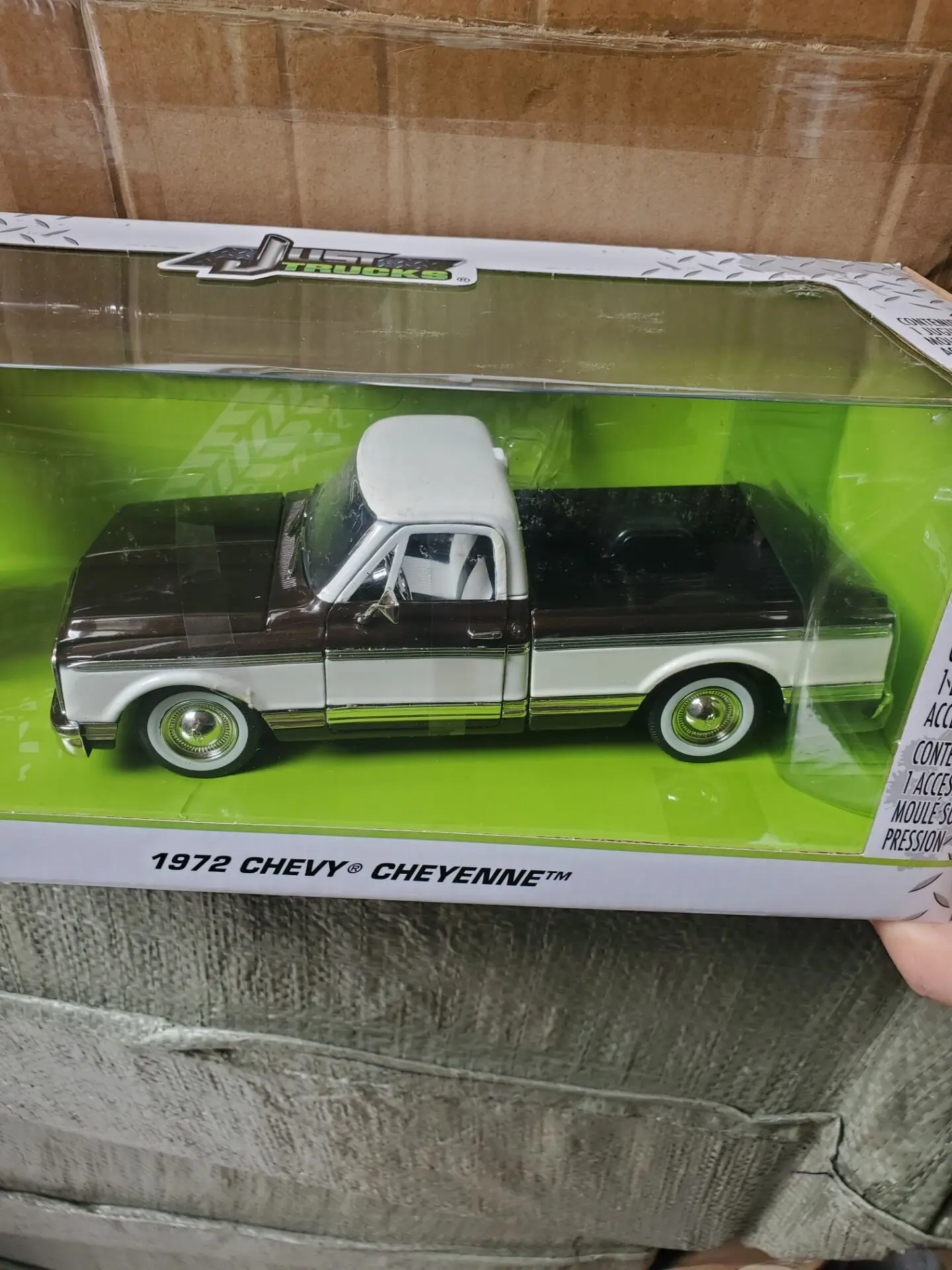 Diecast scala 1/24 per Chevrolets 1972 Pickup lega modello di auto collezione ornamenti Souvenir Display giocattoli regalo decorazione camion