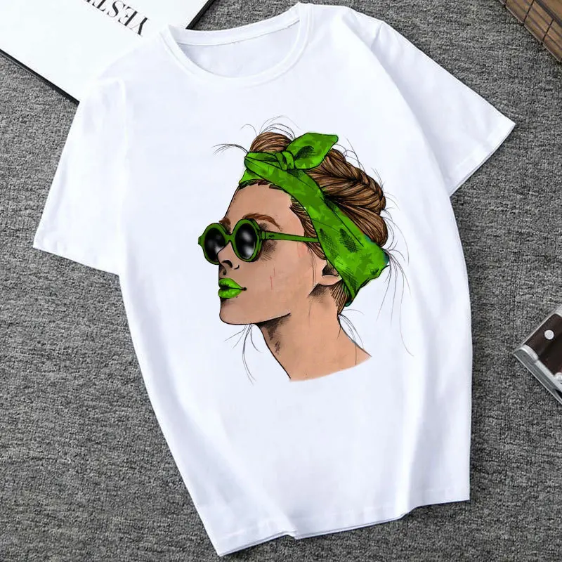 

2021 new interesting pattern female students fashion personality bottoming shirt round neck 100% cotton printing large size loos